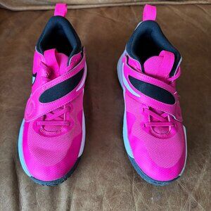 Nike Basketball Shoes, Youth